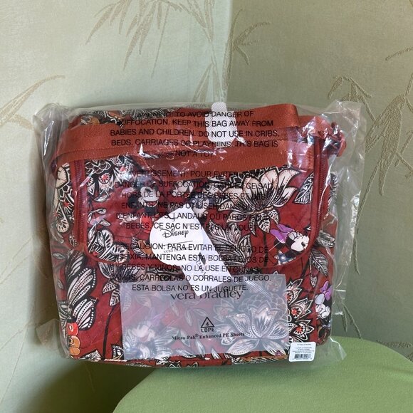 VERA BRADLEY DISNEY LUNCH CROSSBODY BAG :NWT MICKEY & MINNIE'S FLIRTY FLORAL - Picture 13 of 16